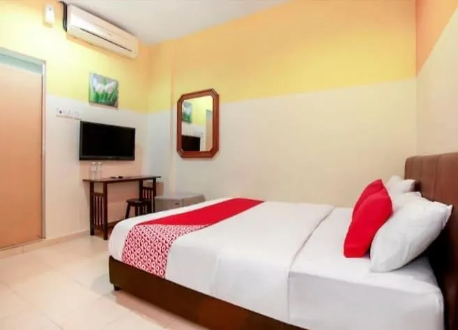 Oyo 43933 Ferringhi Stay Iinn Batu Ferringhi Hotel
