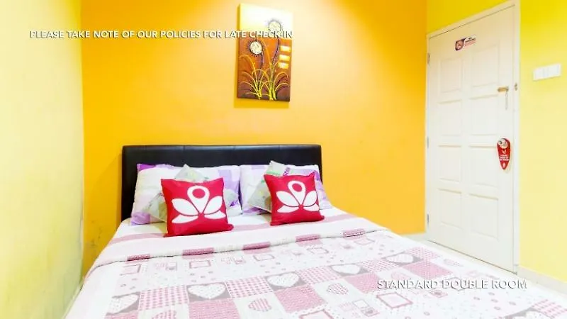Oyo 43933 Ferringhi Stay Iinn Batu Ferringhi 2*,  Malaysia